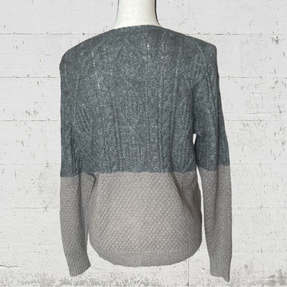 Woolrich Crewneck Cardigan Wool Mohair Blend  Sweater Size Medium - Picture 5 of 11